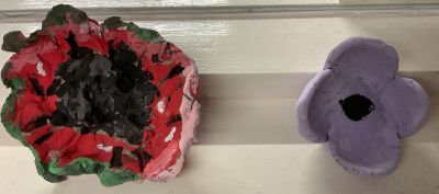 Clay poppies